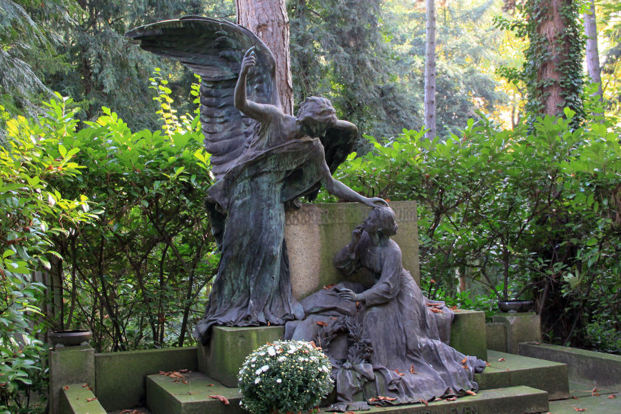 ./Galerie/Umgebung/Melatenfriedhof//20141012_124420_IMG_6112.JPG