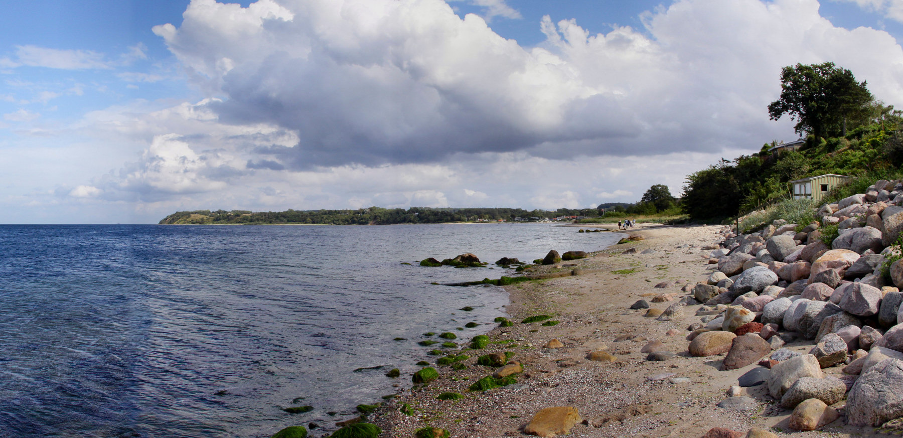 ./Galerie/Urlaub/Daenemark/vejlbyfed2013//20130818_152700_pano_strand.jpg