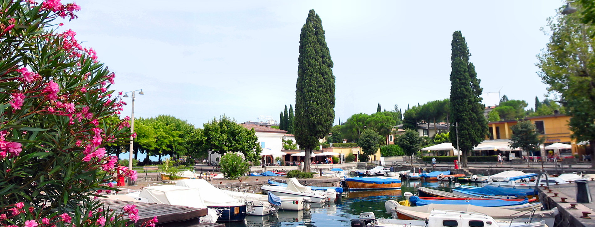 ./Galerie/Urlaub/Italien/Gardasee//20080729_144618-sta_9452-54_pano.jpg